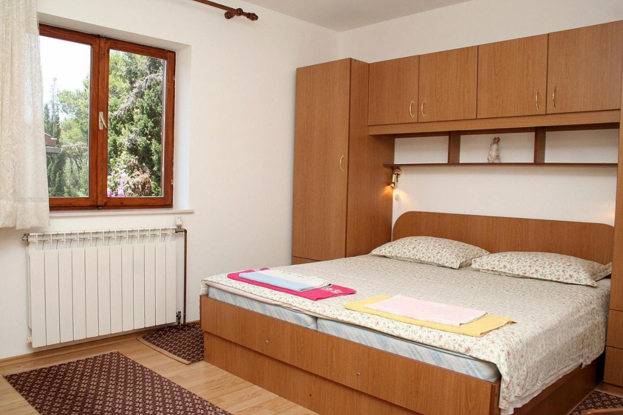 Apartment Vrboska 4634B Экстерьер фото